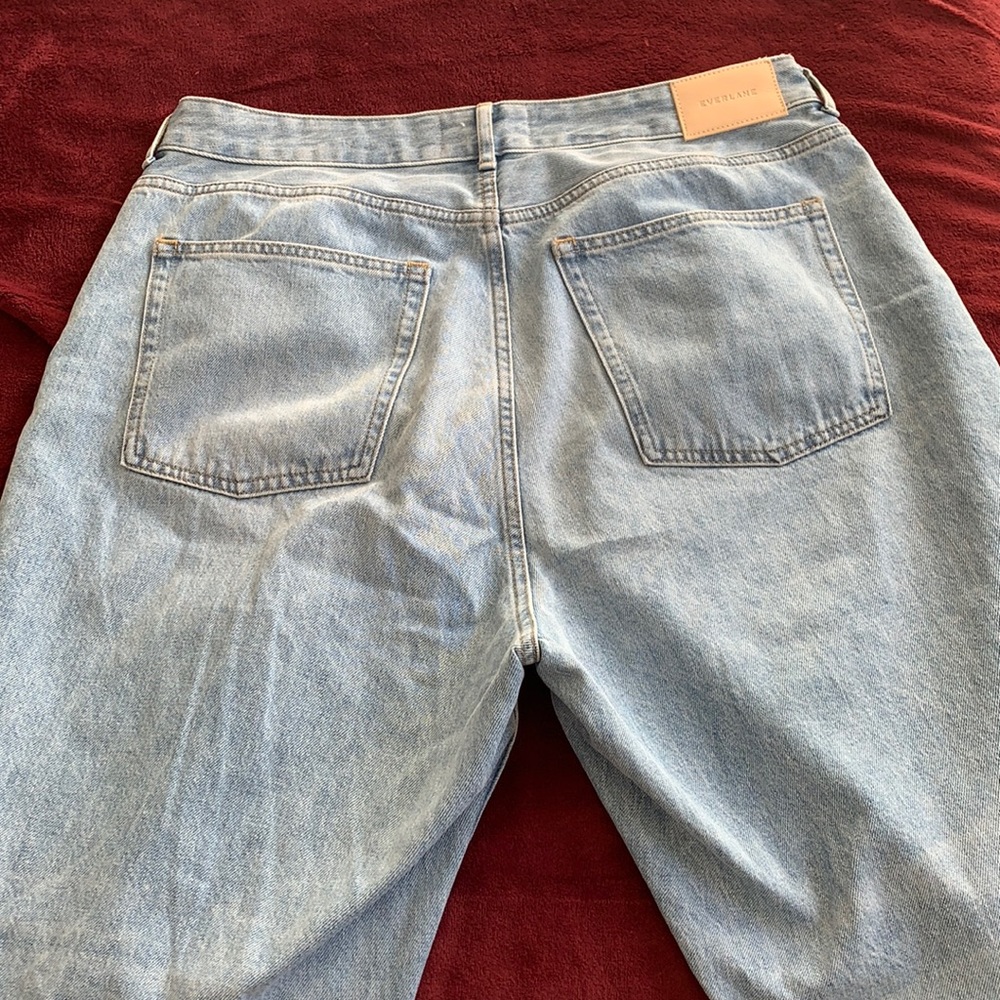 Everlane “the curved 90’s cheeky straight Jean”